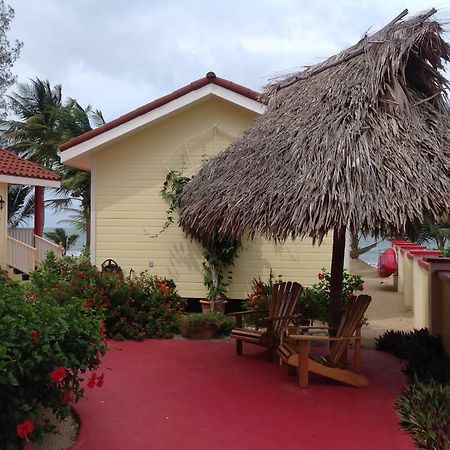 The White Horse Inn - Hopkins Village Beach Belize Exterior photo