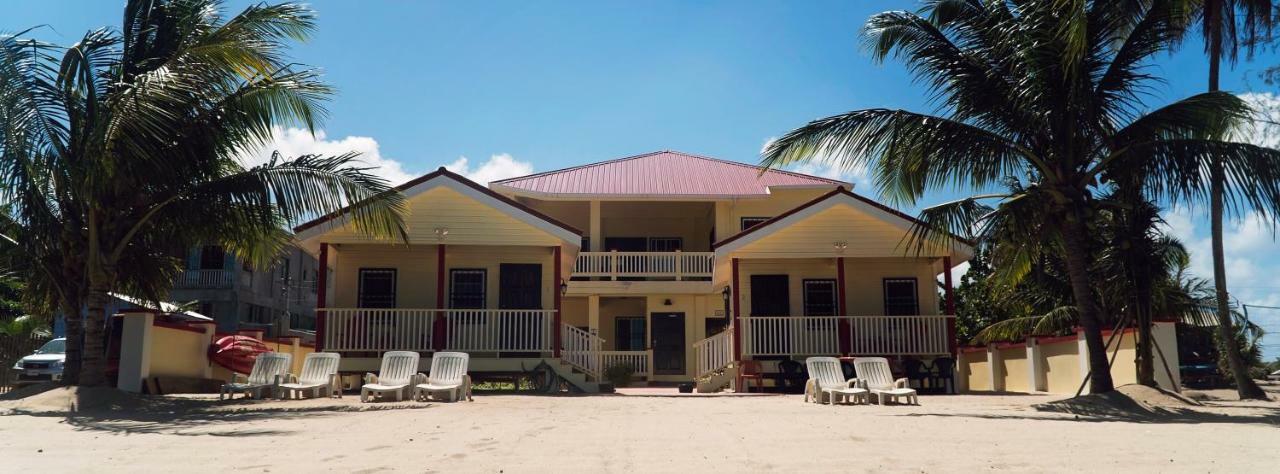 The White Horse Inn - Hopkins Village Beach Belize Exterior photo